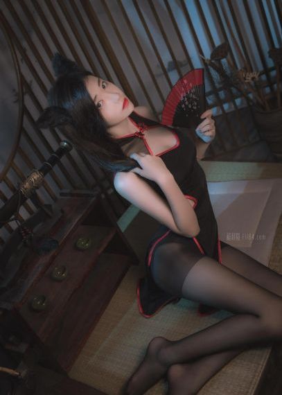 淑芬俩腿间又痒了