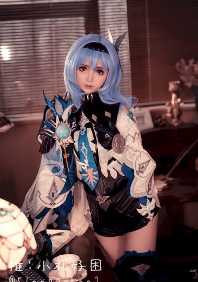 被探索的堕落少女