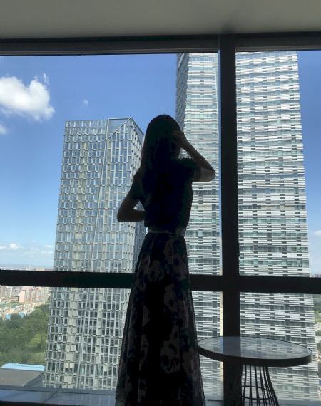 图书馆女朋友在线观看