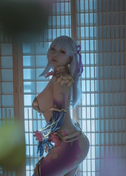 女警乳链乳环蒂环铃铛调教