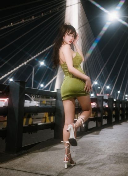 恸哭的女教师